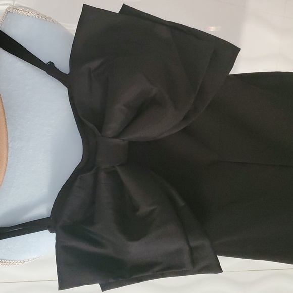 WOW LARGE ADORABLE BOW JUMPSUIT XS - Picture 3 of 17